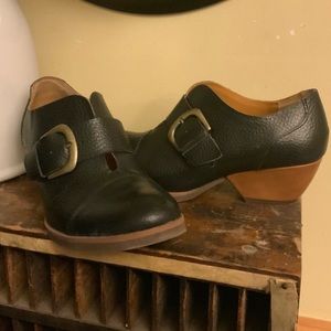 Kork by Kork Ease Black leather ankle boot